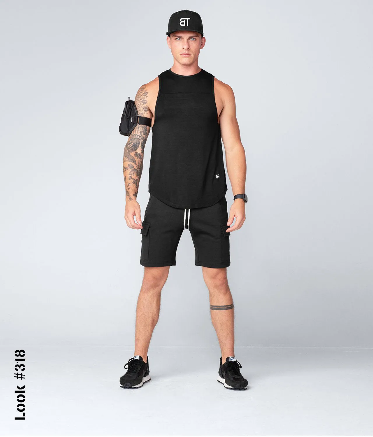 Born Tough Zippered Black Crossfit Cargo Shorts for Men