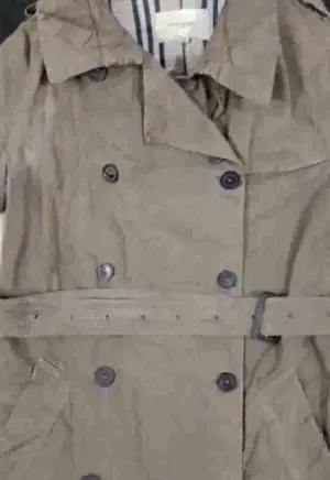 Burberry trench short