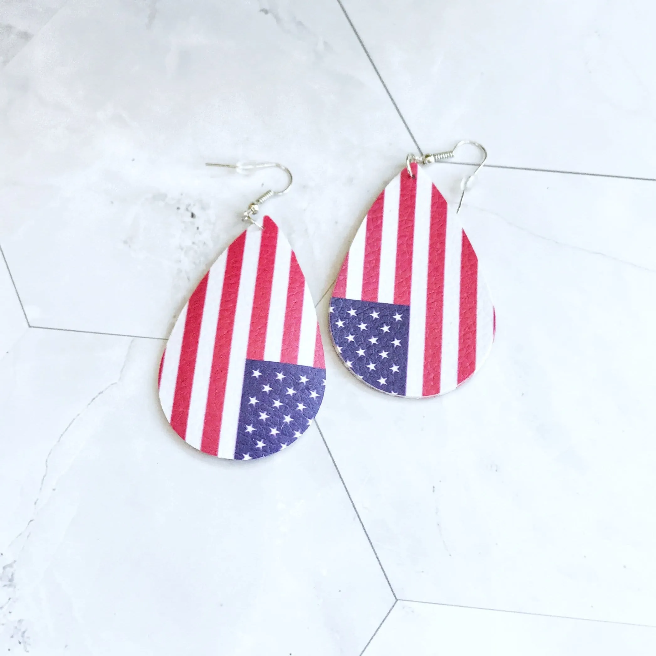 Liberty - Flag drop earring